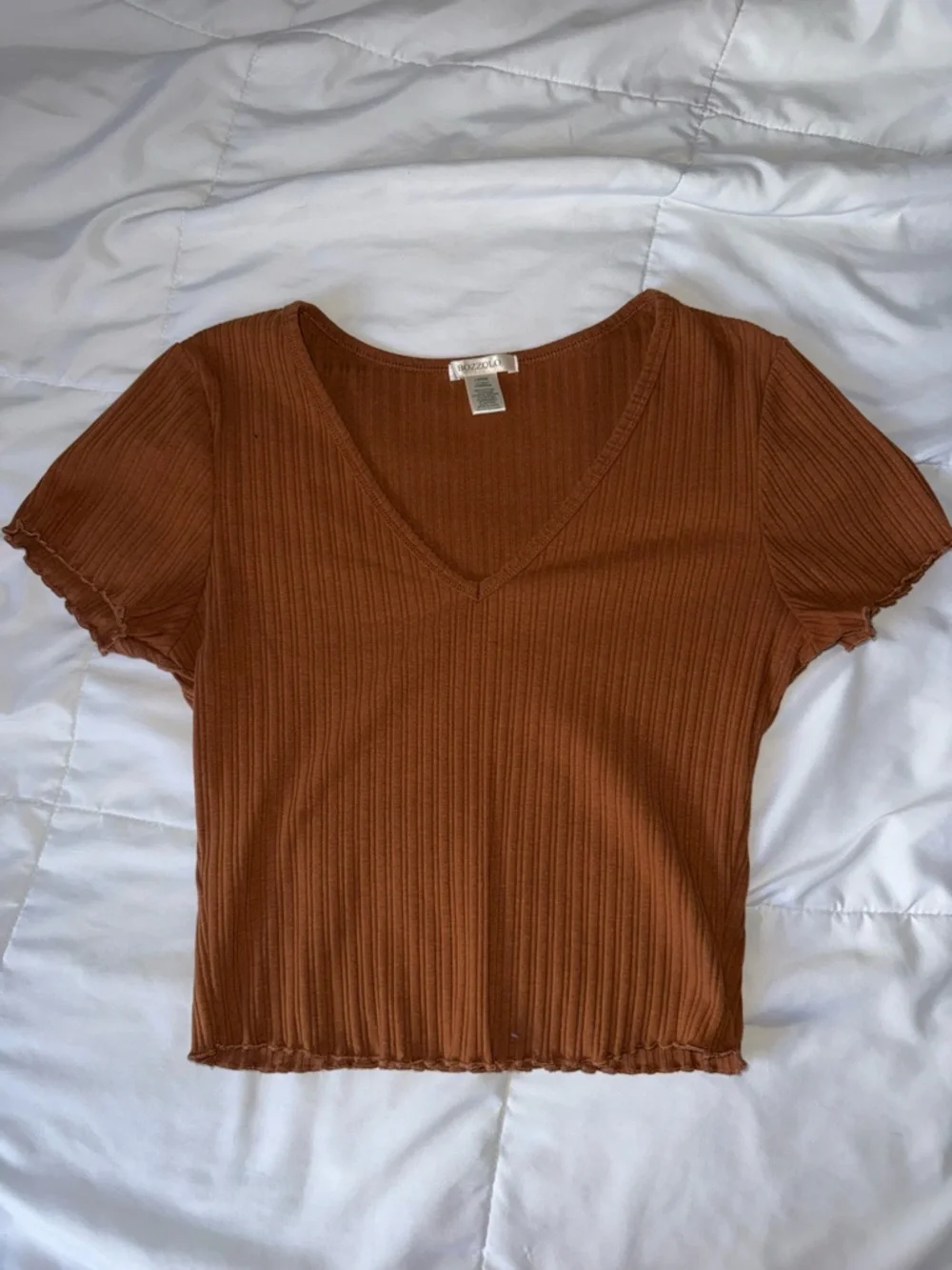 Bozzolo Rust Brown Ribbed V-Neck Crop Top - Picture 1 of 2